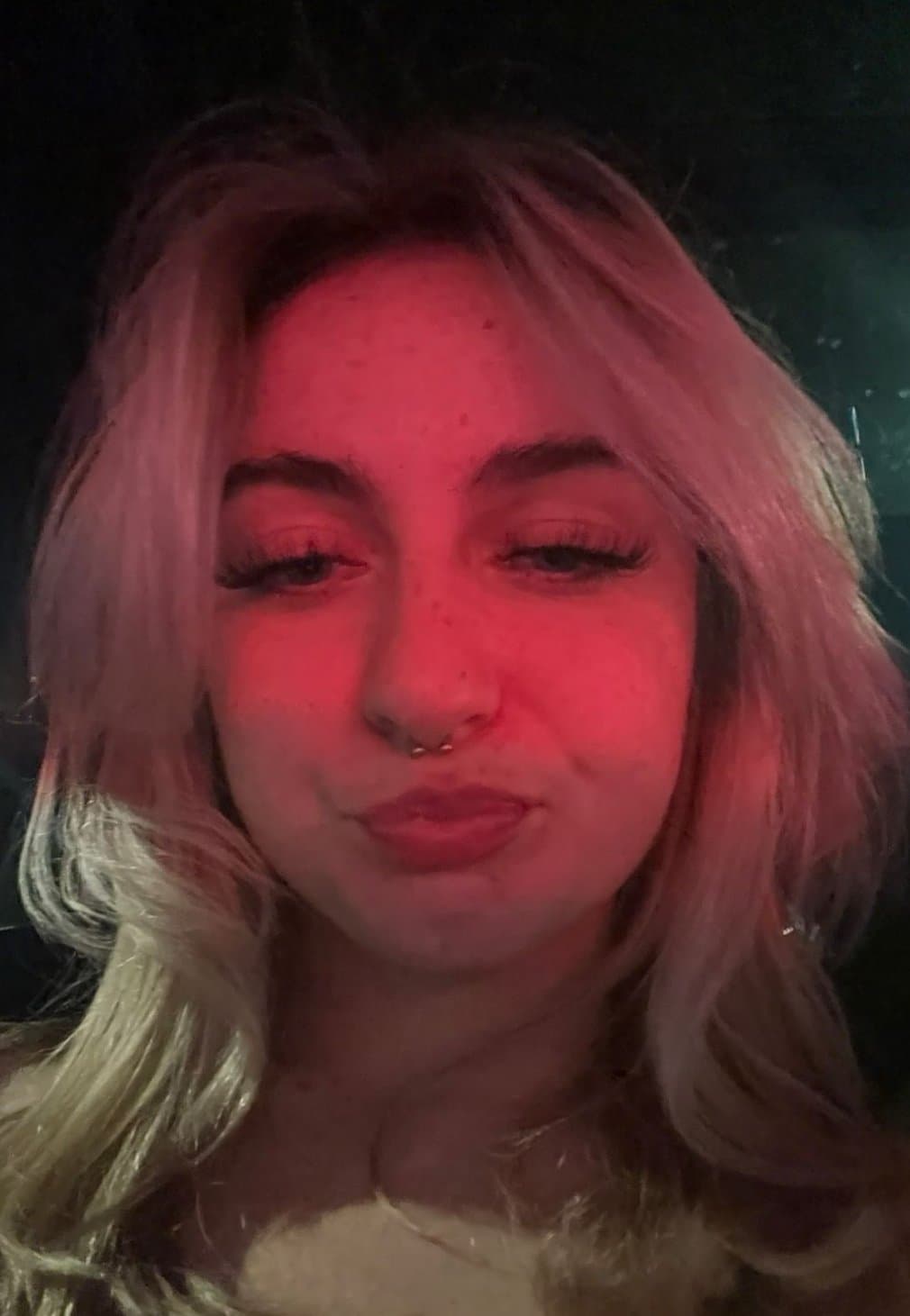 Blond or brown hair?