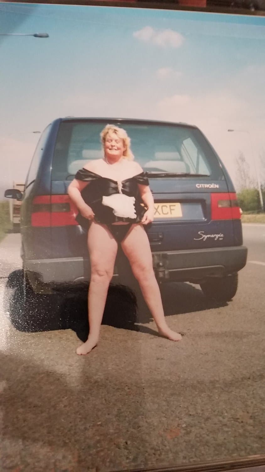 Post and share my wife .ask for more pics