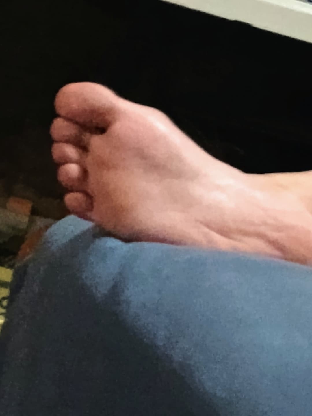 My moms feet are sexy as hell