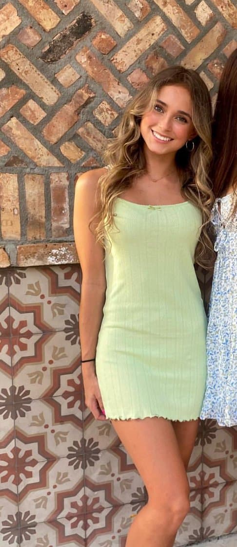 Florida slut Penelope has a perfect body