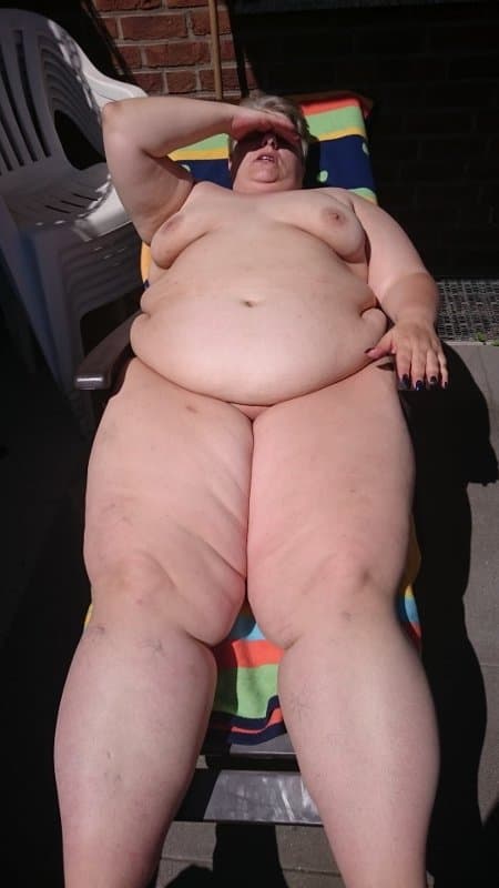 Fat german SSBBW nude in garden