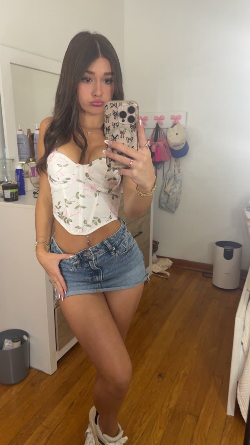 Busty Brunettes #7 - Bri