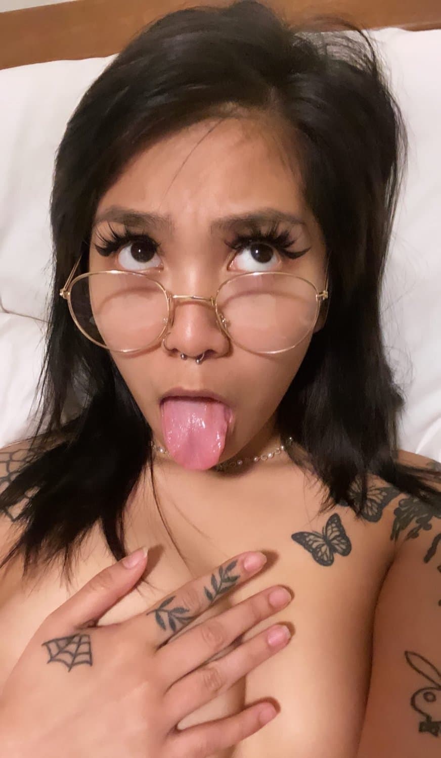 ASIAN AMATEUR LEAKS HARD DRILLED AND GLAZE BABE238