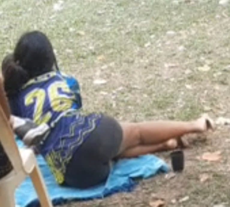 karla lorena heredia salinas espiada, no se da cuenta, amiga