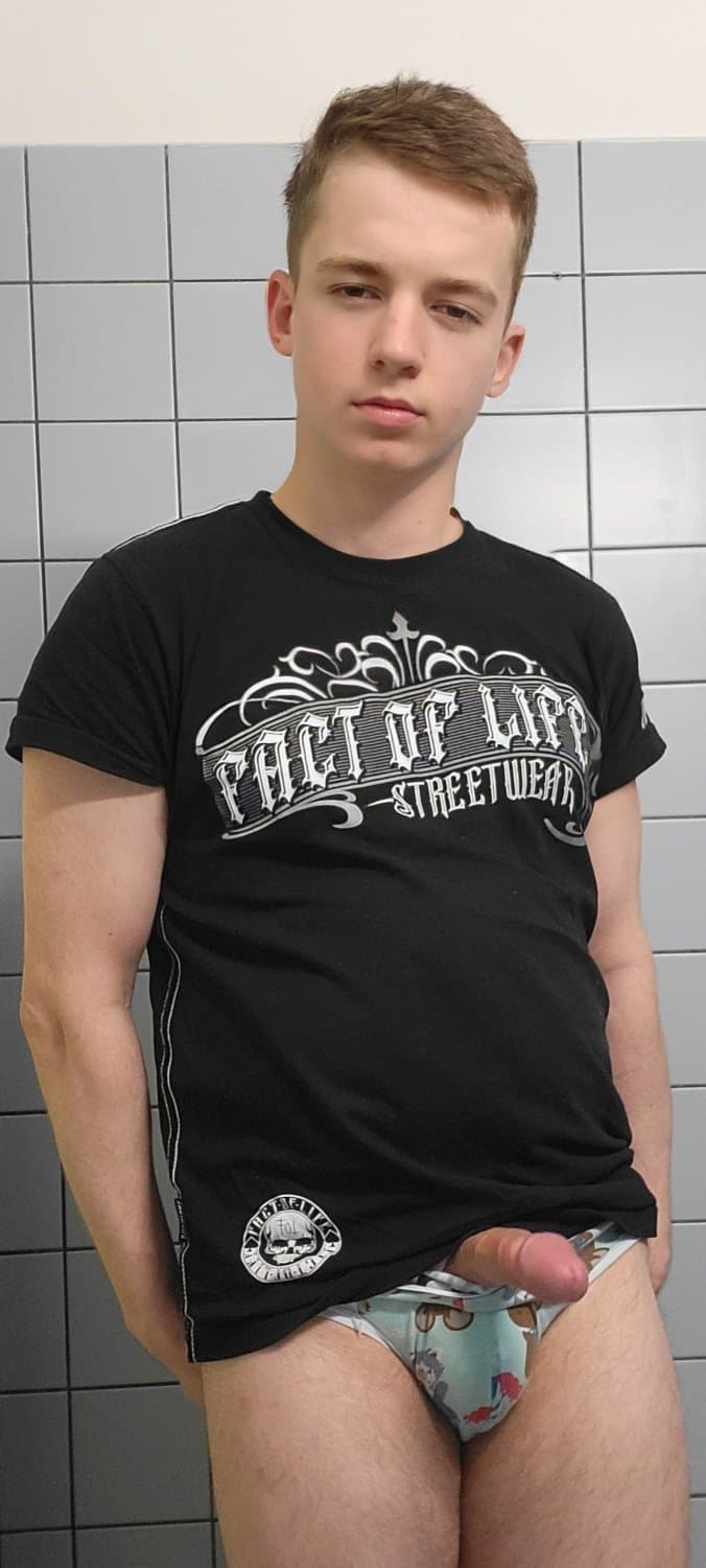 David Twink Boy big penis