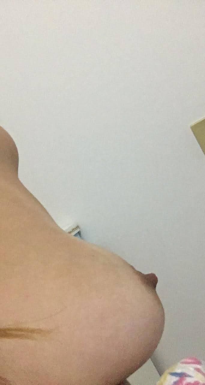 Vazou novinha do interior de SP! Adora dar o cuzinho!! Baixem as fotos! Compartilhem esse cuzinho!