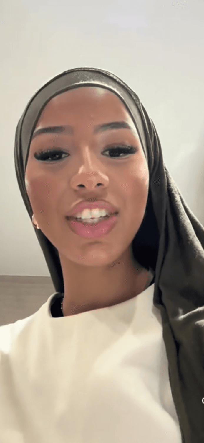 Hijabi Arab feet and spit compilation