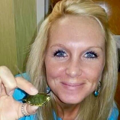 Someone’s wife caught on camera stripping wet & naked for some lesbo action at spring break!