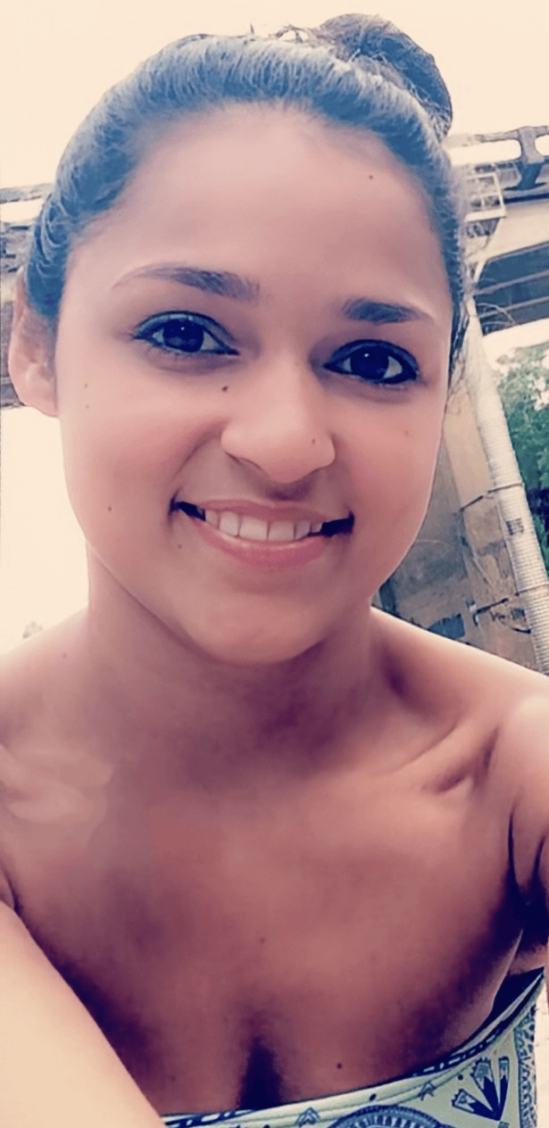 Gorgeous teen fucks two older guys on Labor Day beach trip ??