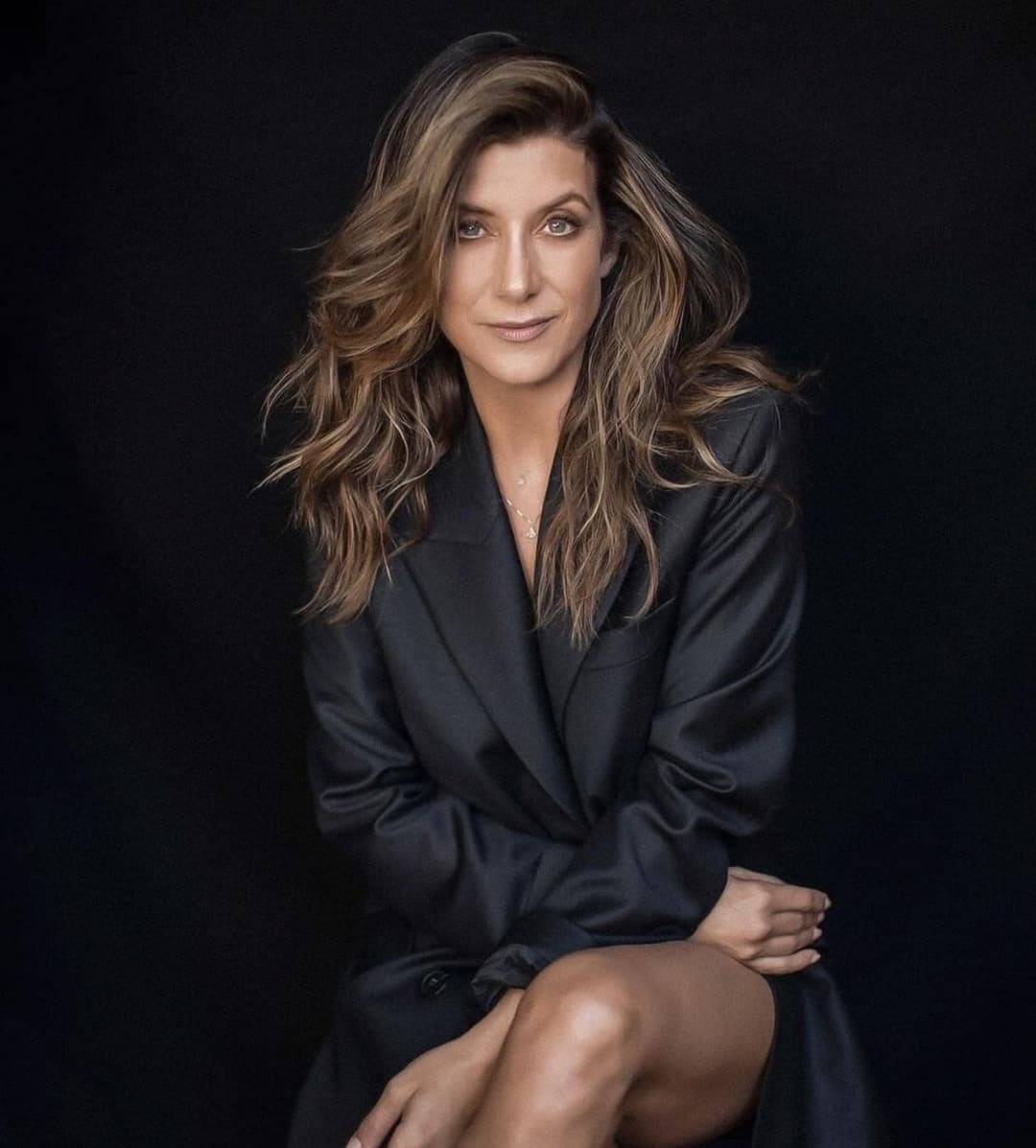 Kate Walsh is One Beautiful Milf with a Banging Body & Hot Ass That Makes For A Great CumTarget ??