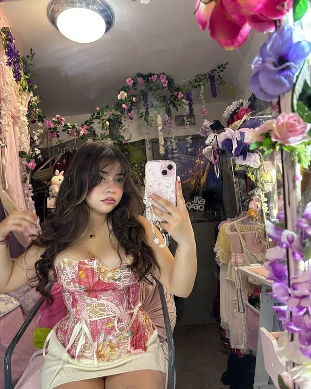 Sexy busty latina teen Jenifer