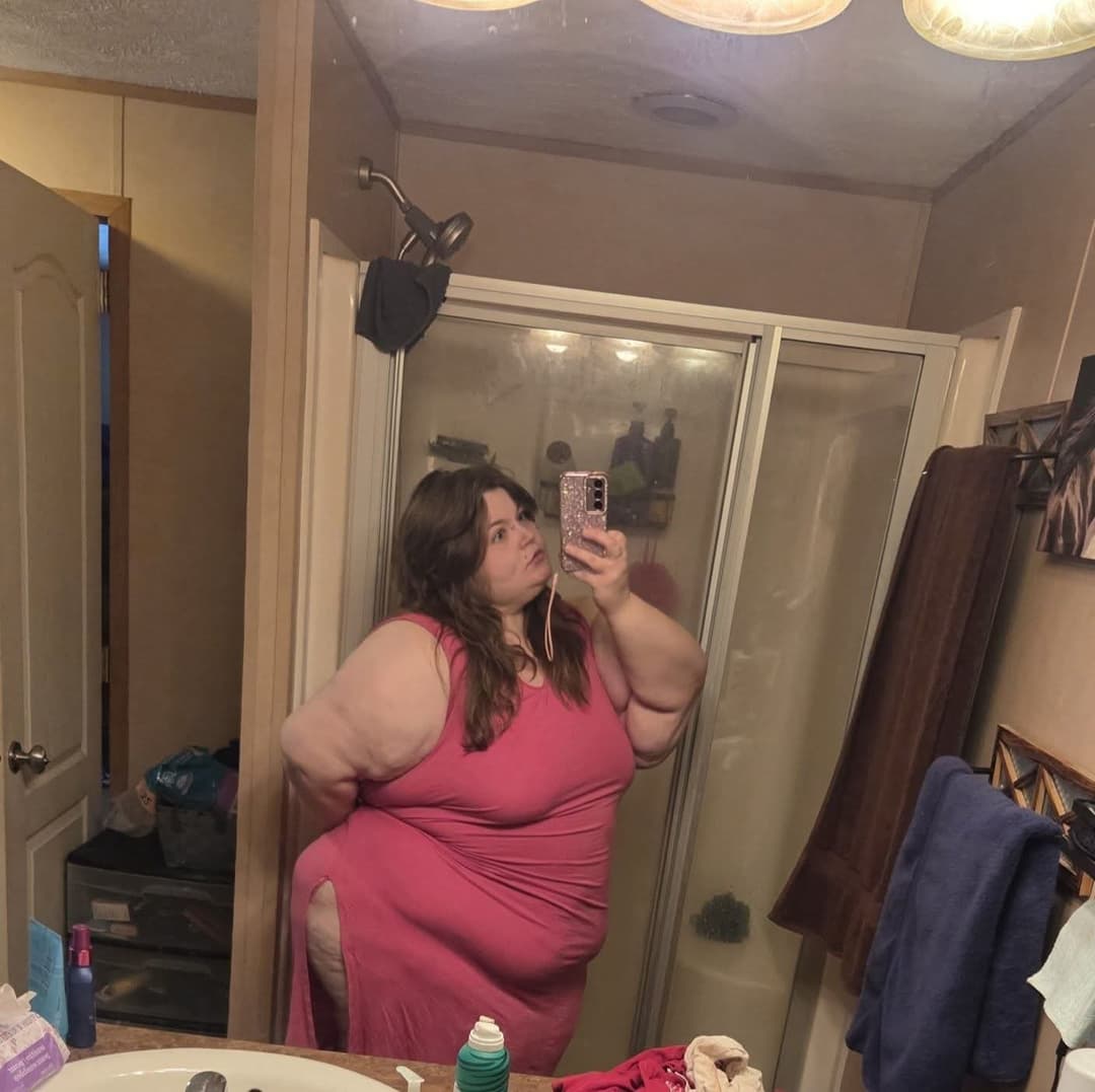 MASSIVE HUGE PAWG SSBBW BBW HUGE THICK BIG ASS GOONER MATERIAL