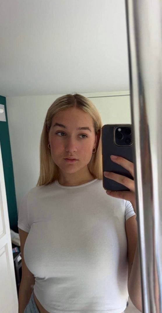 Click to view full size Finnish Influencer Elina Pakanen and her huge tits