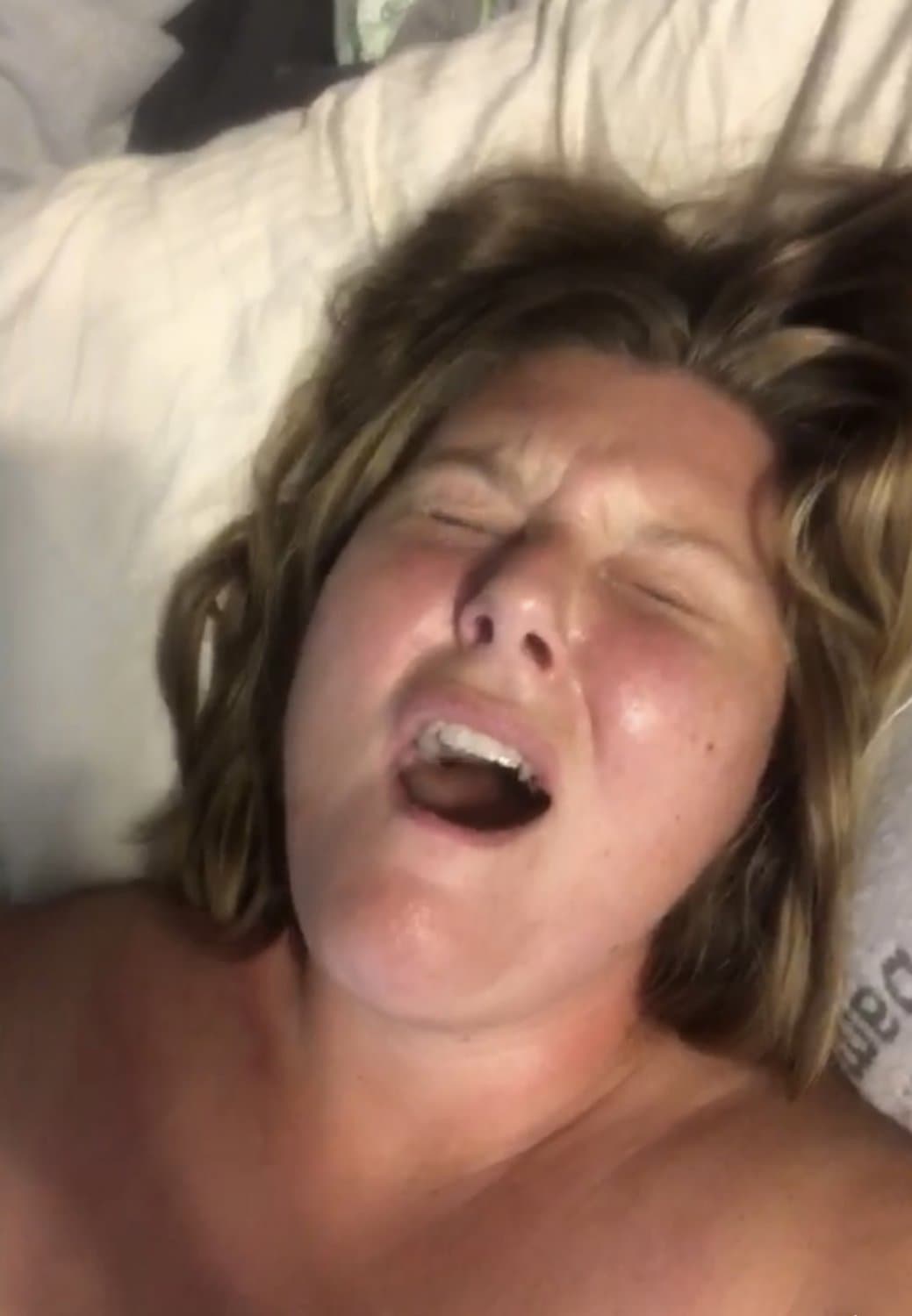 Chubby wife Jamie from Ohio fucks huge soda bottle and dildo at the same time