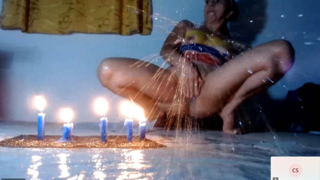 Mighty Candle Squirts Janet