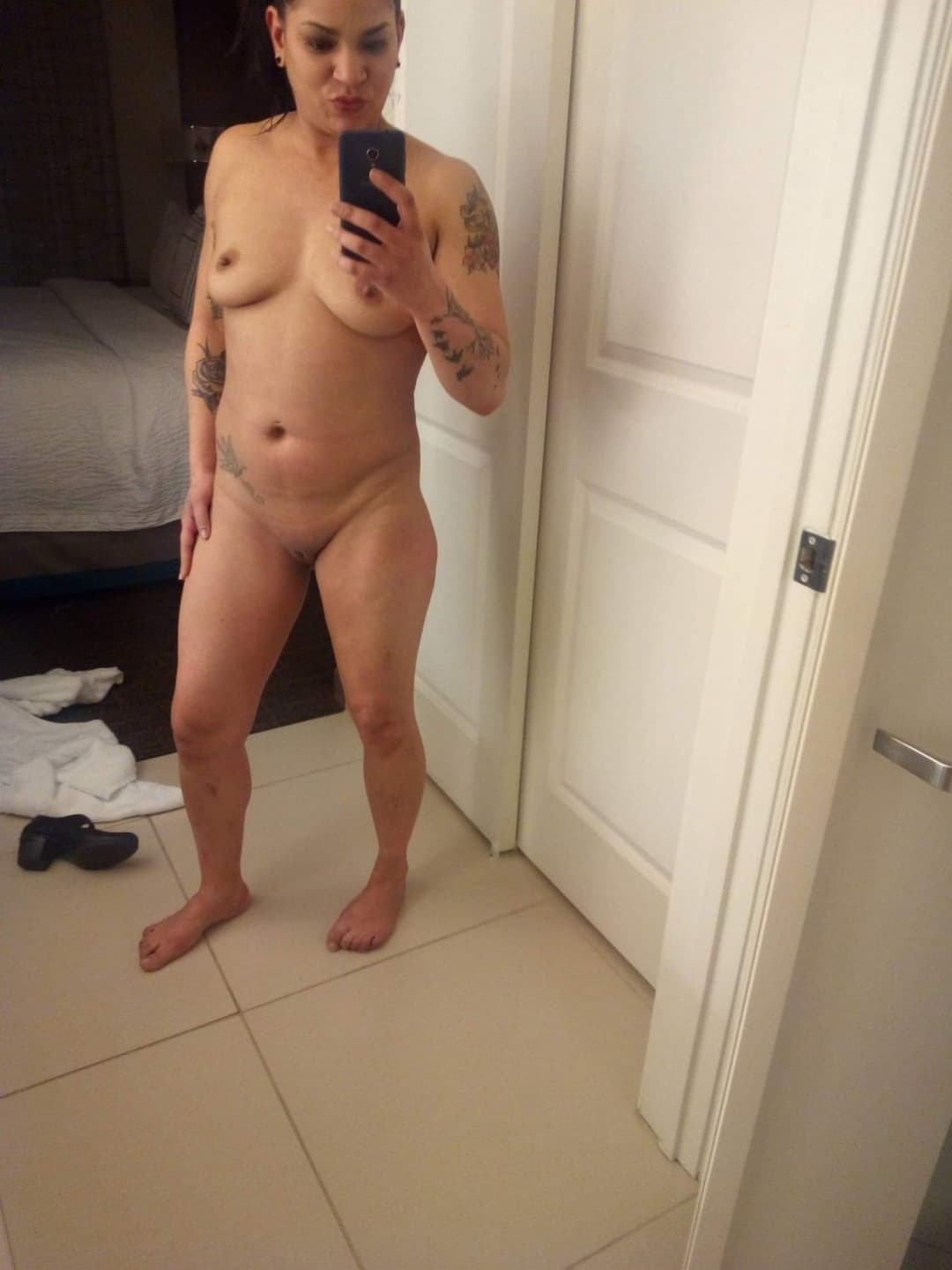 Webslut shaina from Holyoke leaked by ex (hmu on Kik if u want your gf or ex posted)