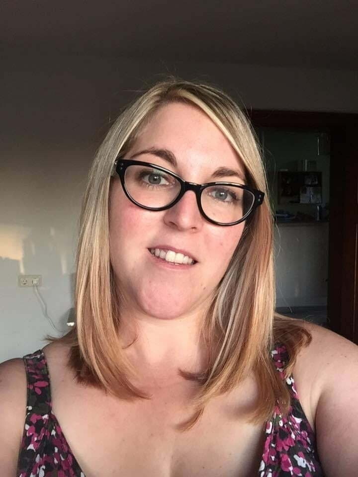 Sexy Stephanie Shown Off