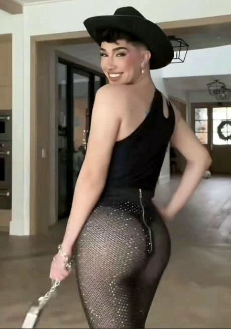 JAMES CHARLES GAY HUNI  ???