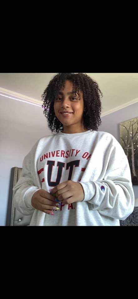 19 year old kiara the kik slut