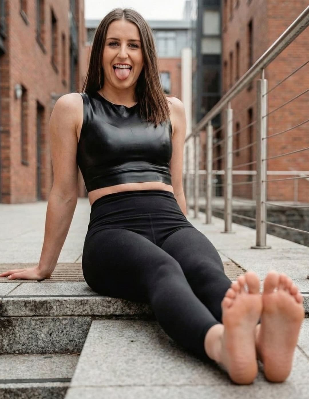 She wants to tease her feet here