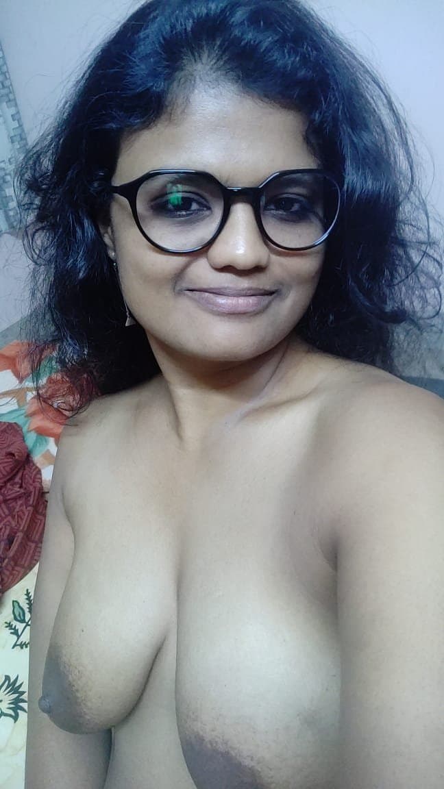 Desi Indian Wife Namrata Pleasuring Herself