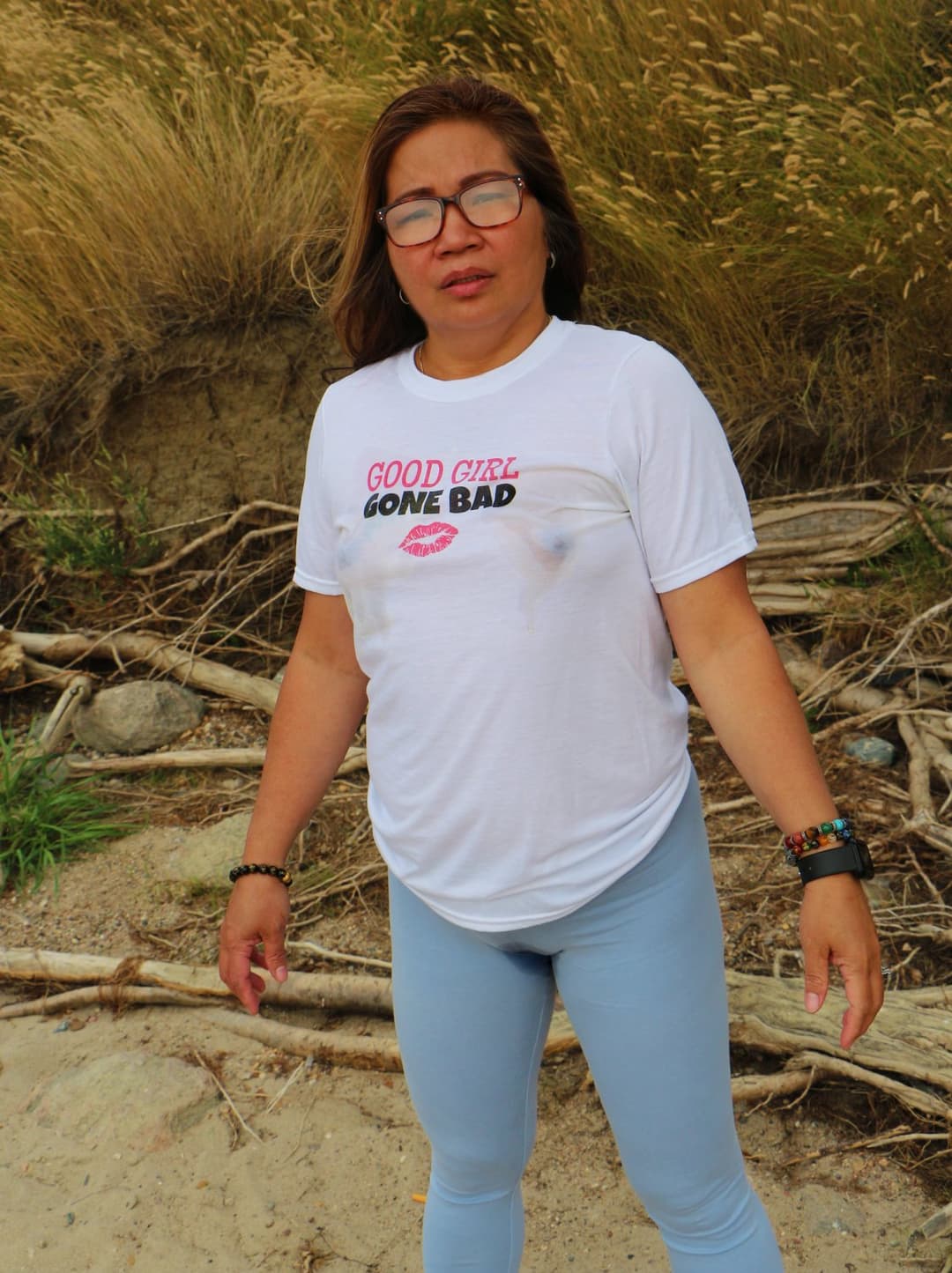 My wife outdoors, braless and cameltoe. She pissed herself. Then I peed all over her white Tshirt!