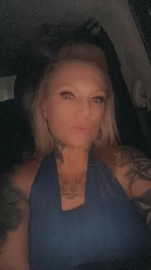 45 year old blonde Candi  Married  High School mom and middle school escort in las Vegas