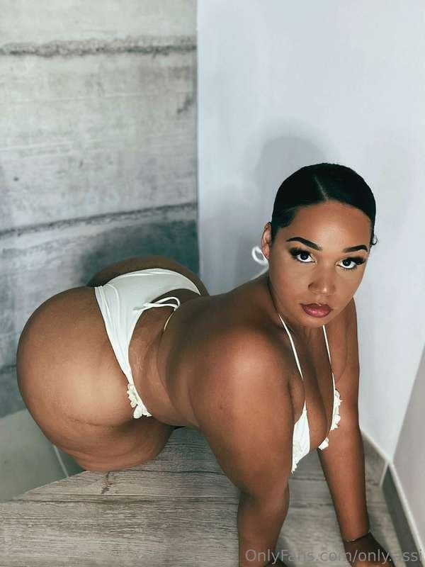 thick xxx_missassi SFW