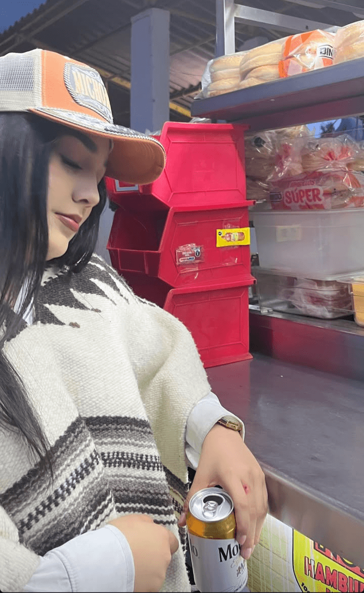 Click to view full size Una buena para la cama