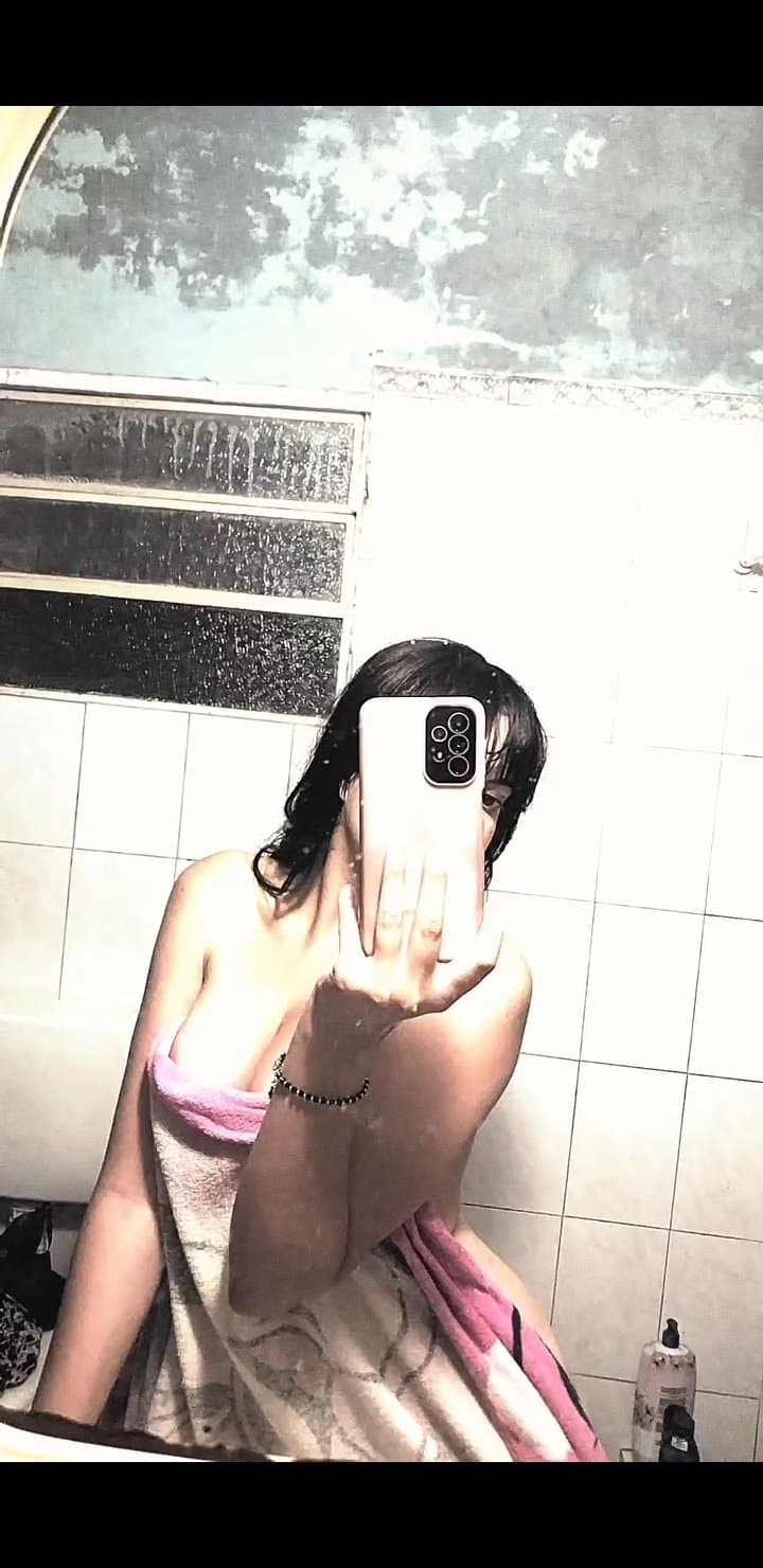 Aporte seguidor - gotica culona