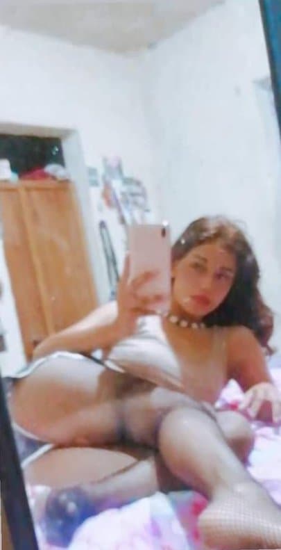 Pendeja Mexicana puta se exhibe gratis y con novio