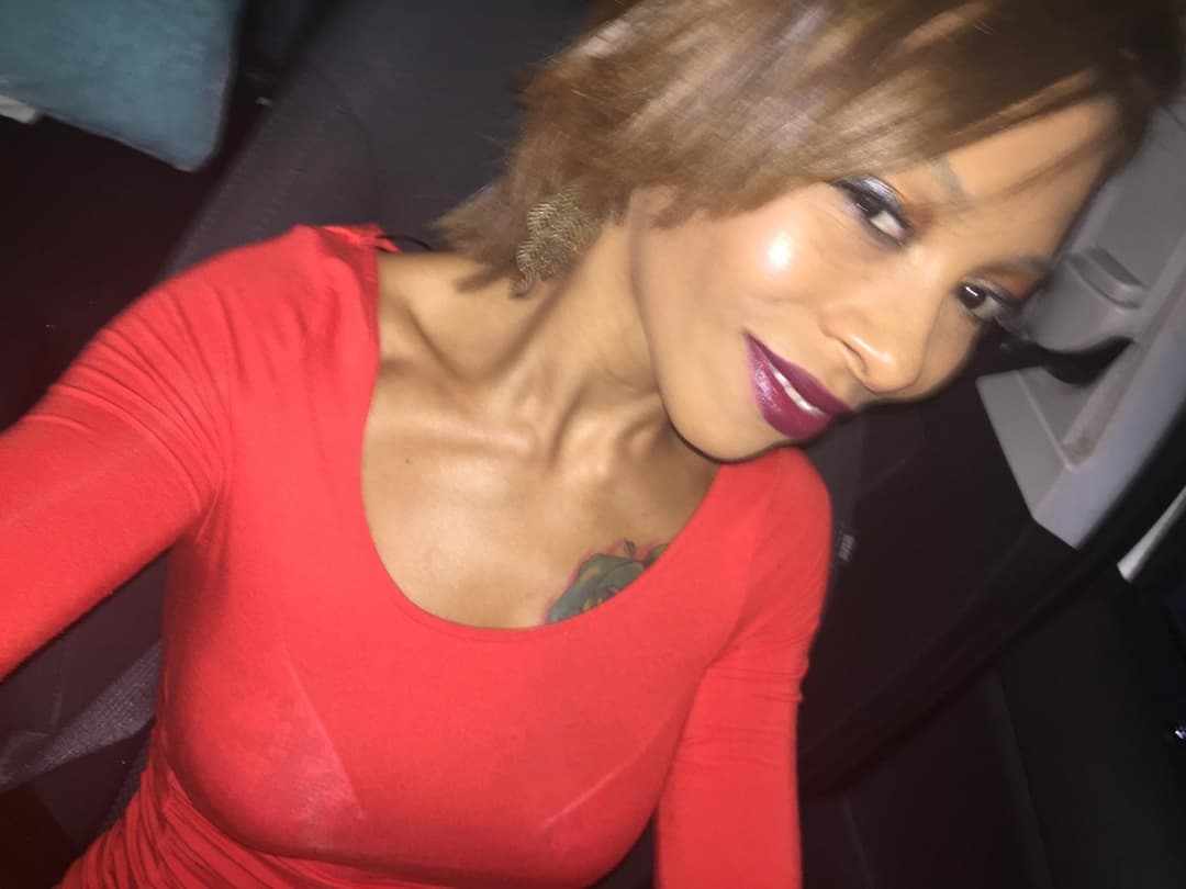 Former freak.. I mean actress now wifed up