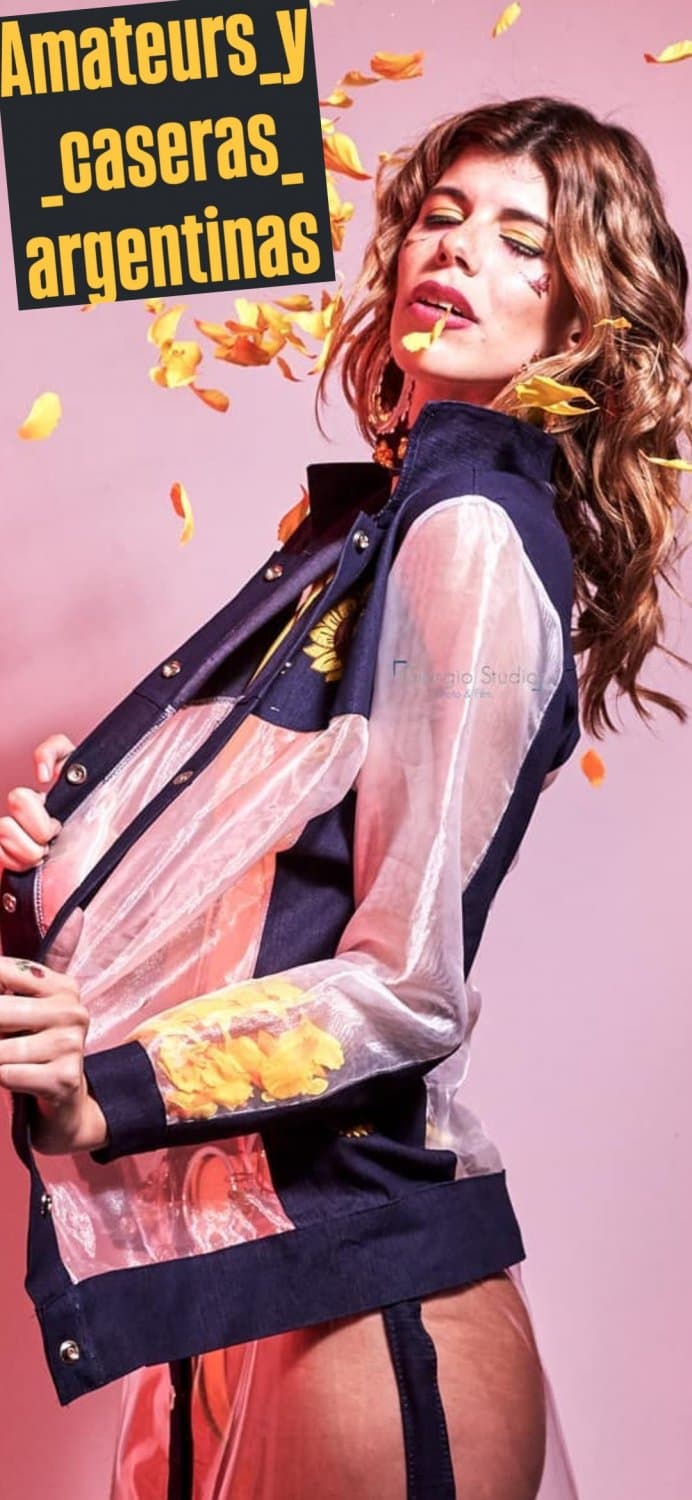 Bien, nada. Los dejo con la rosarina esta y tremendo ojete. S0f1 m4nin0. Esta herniada la hdp!!!