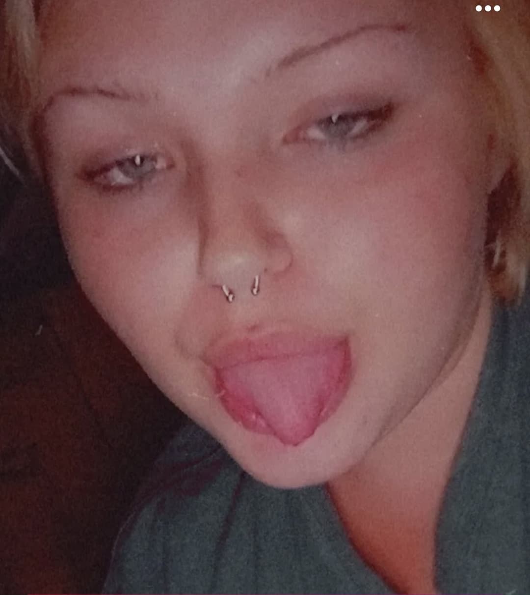 18 year old girl on tinder sucks dick in car homemade