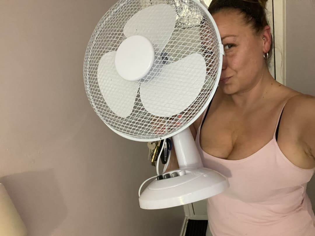 Sexy suggestive Janice