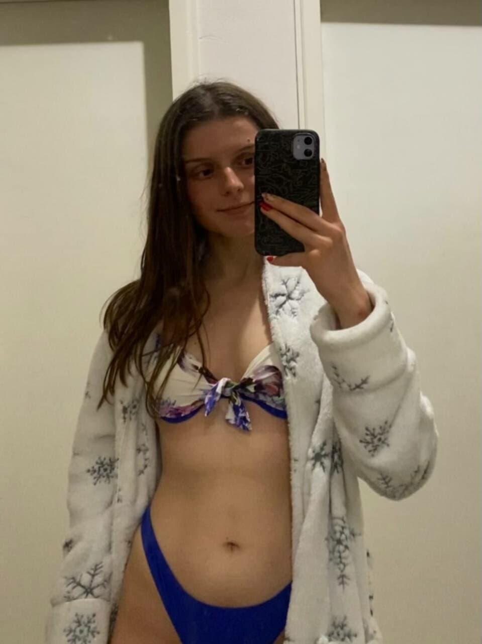 Petite teen slut, full name via pm