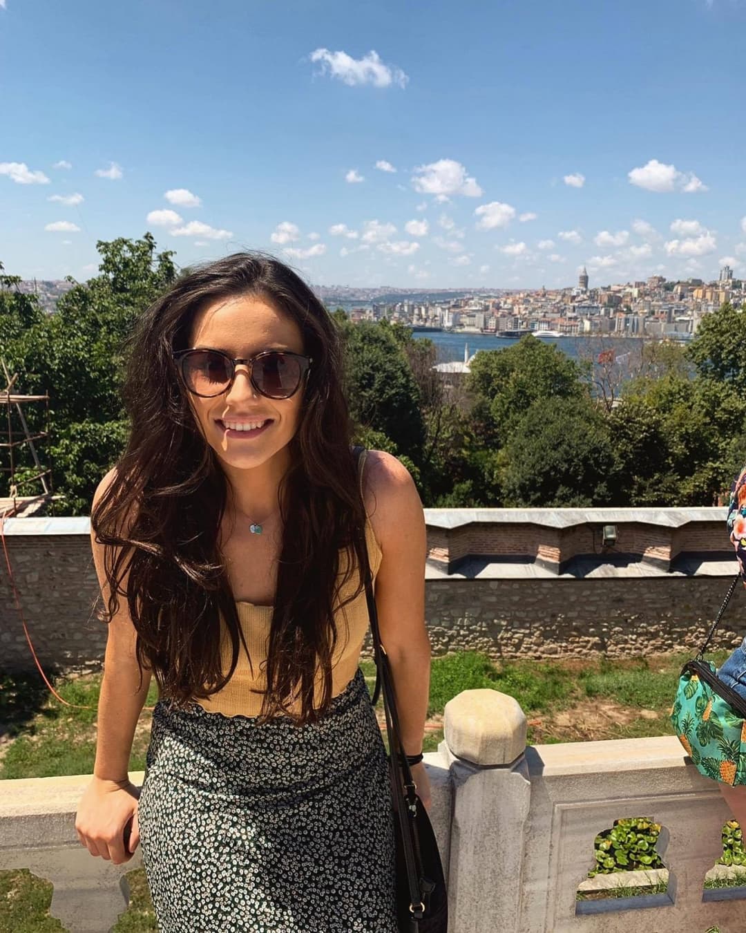 Click to view full size Mount and Fuck Hot Teen Hannah Daly Until You Cum Inside Her