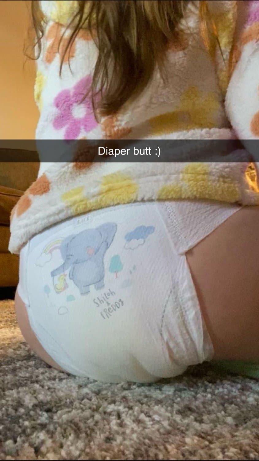 Hot strawberry blonde loves filling her diapers on Snapchat