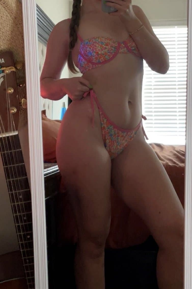 thick pawg in pigtails bikini pics tease ?