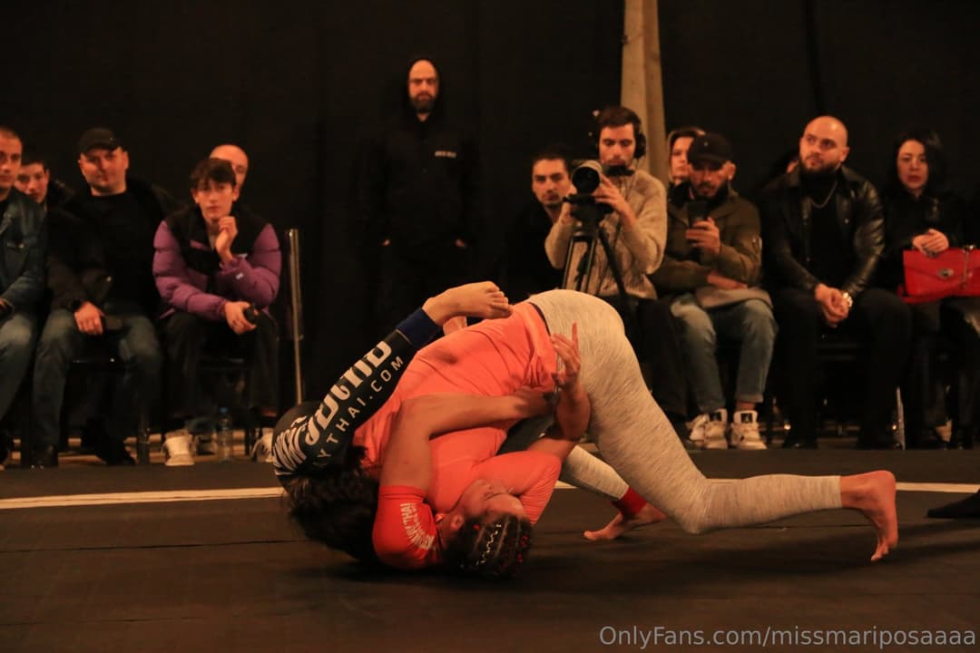 Fit Session Wrestler With Hairy Pits pt1