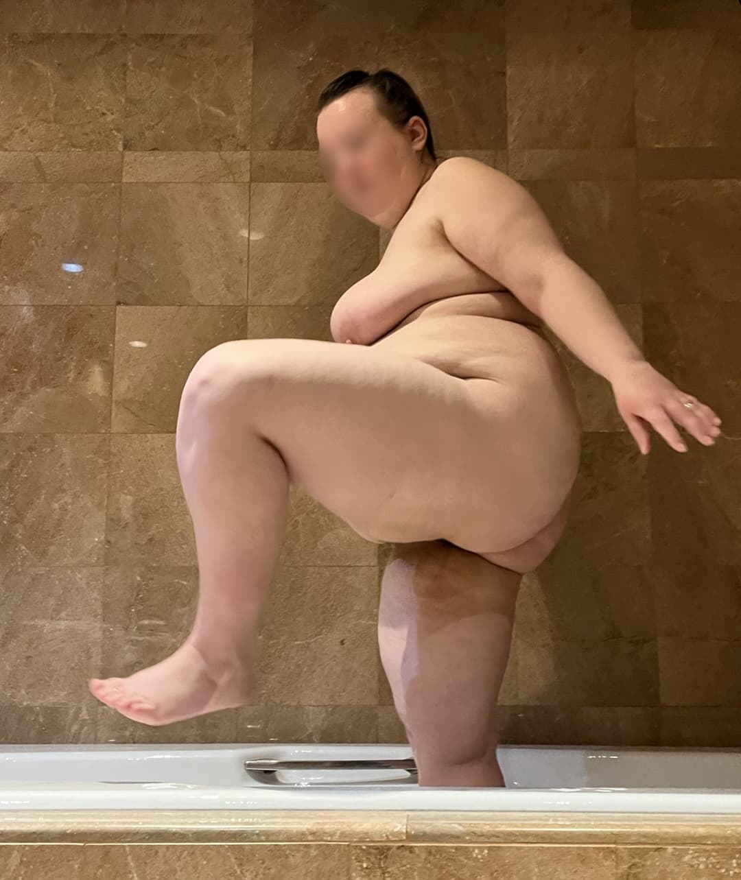 More fat wife naked in hotel room (Pls share!)