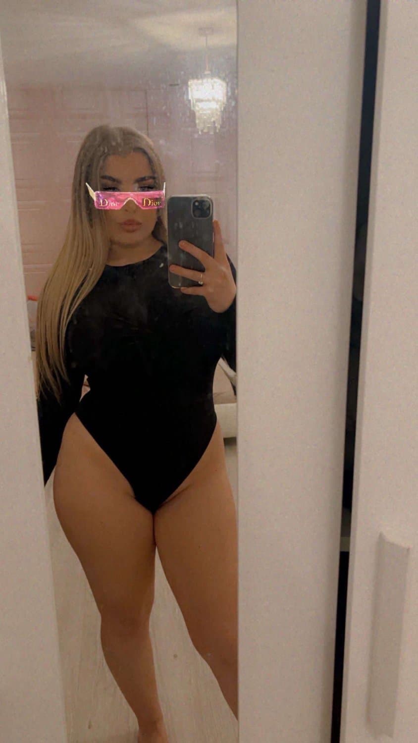 British PAWG (Insane Twerk)