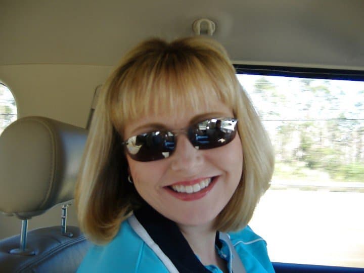 Click to view full size Buddies mom. Love her name to be famous! Comment below if you find it. Comment share like post!