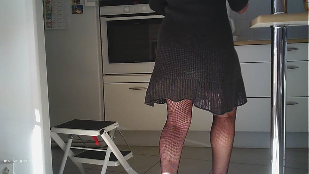 Cheating mature nurse Solange upskirted panty or pantyless