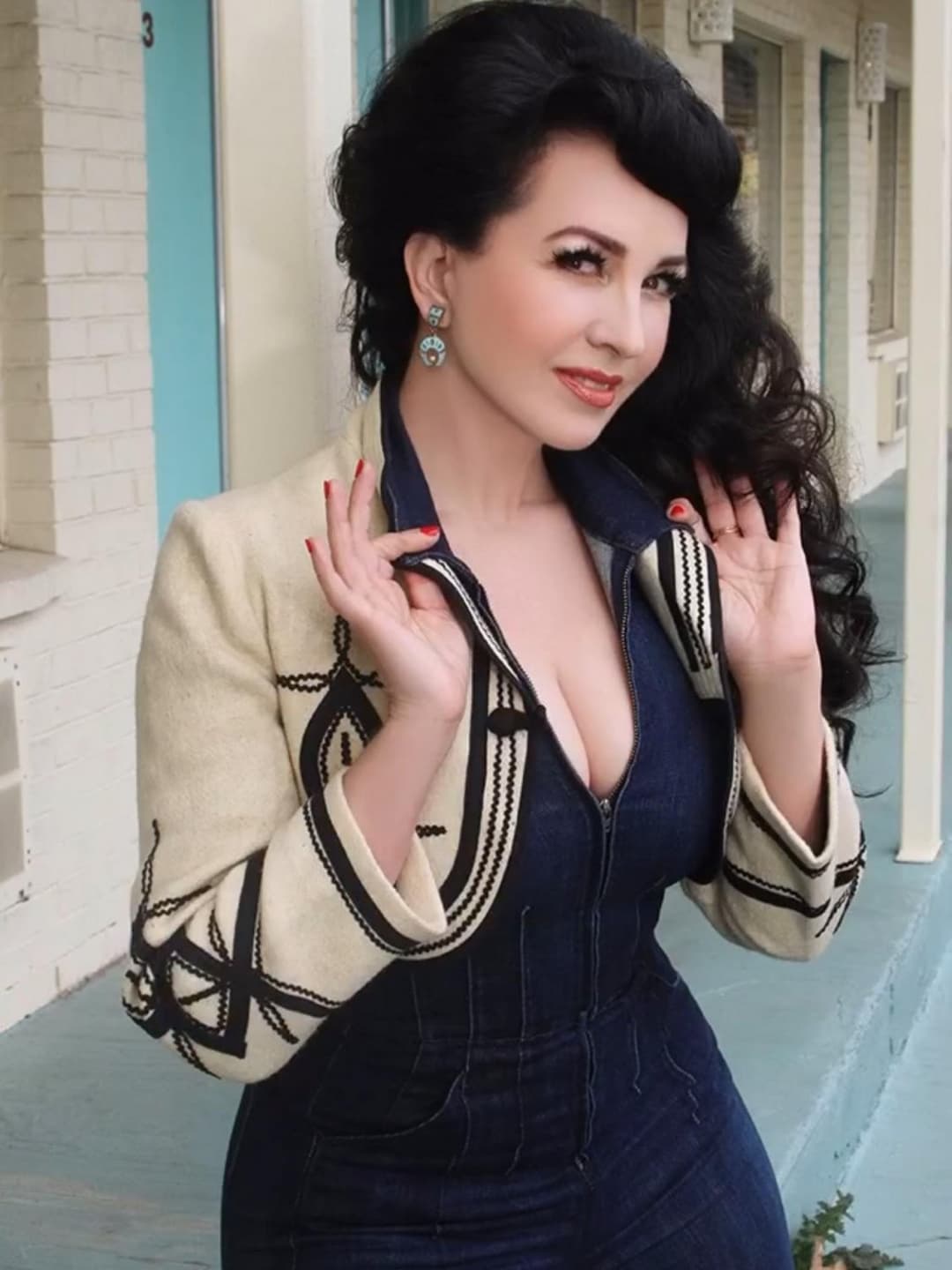 Voice Actress Spank Bank - Grey Delisle Griffin