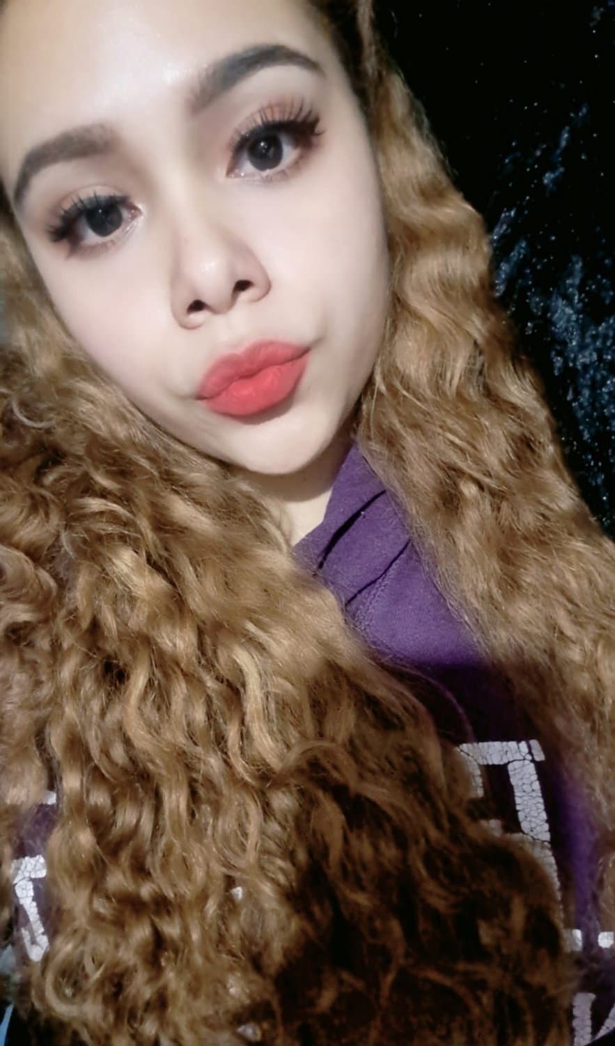 Mi contenedor personal en ella me corría dentro de su vagina 6 o 7 veces diarias ??? no puedudías