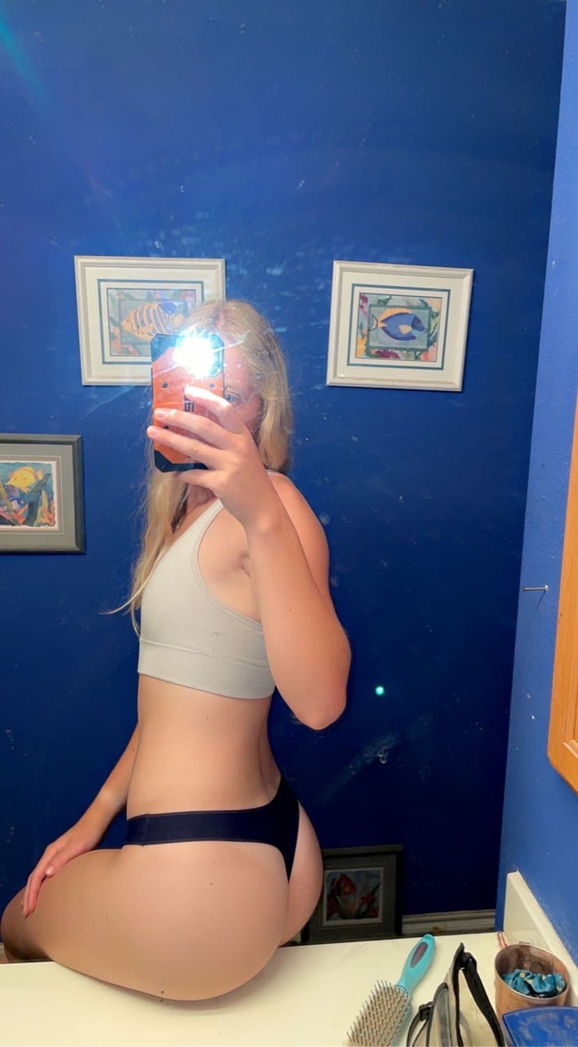 Sexy Colle Girl skips class to get fucked