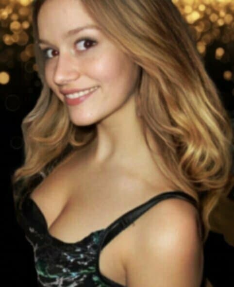 Elisa, 24 yo german love being a webslut !