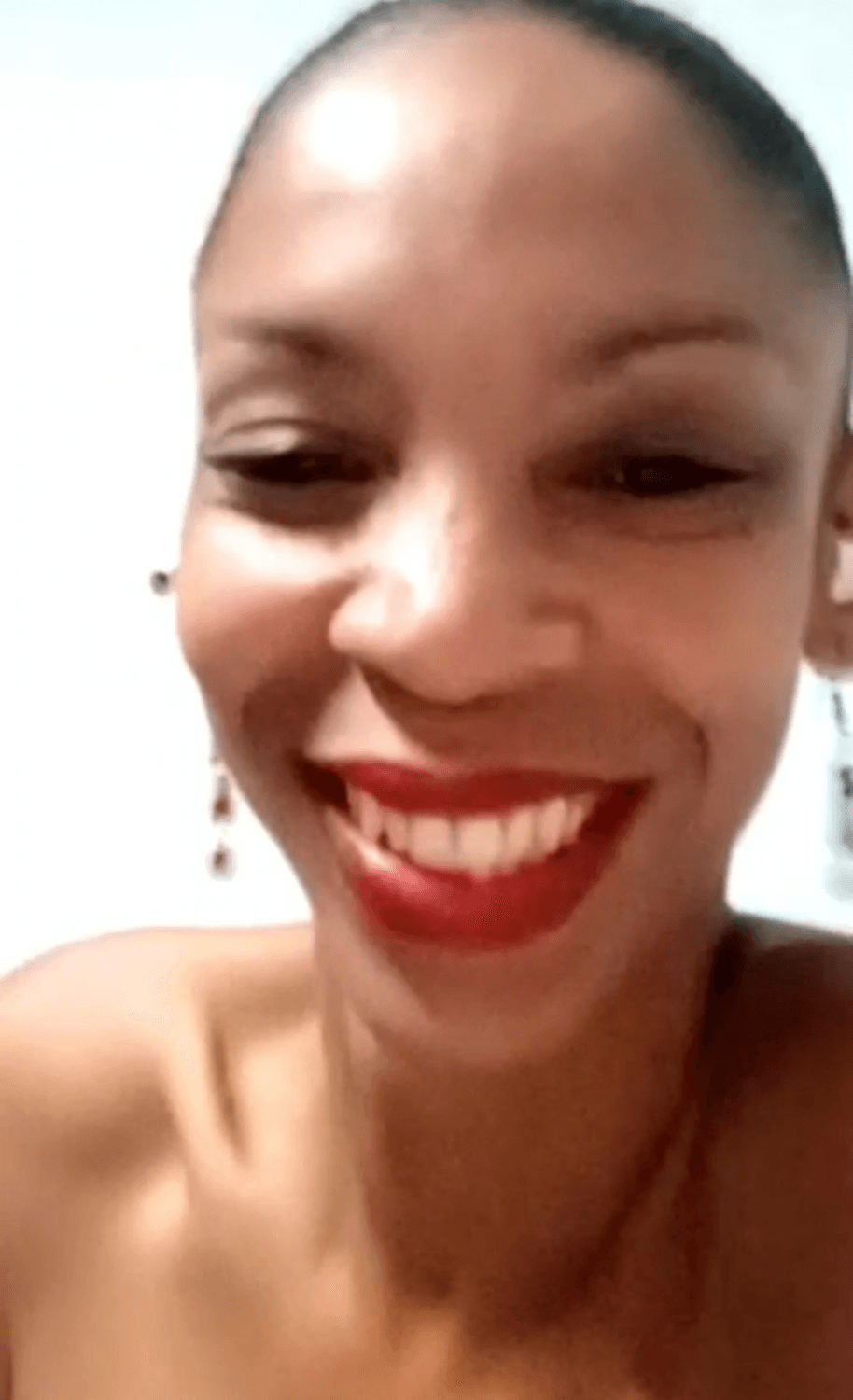 LES PRESENTO A OTRA DE MIS NOVIAS ELSA BACALLAO COMENTEN SI LES GUSTA MAMA RIQUÍSIMO EL BOLLO