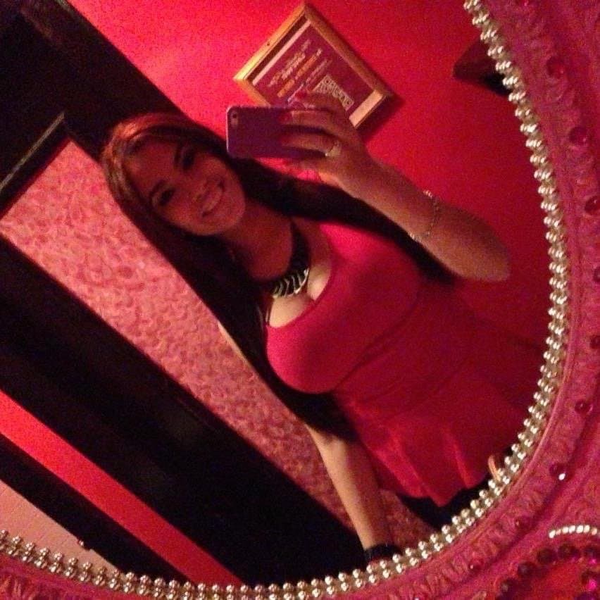 Black Owned Phat Ass New York Hood Bitch. Comment and Repost to keep album up